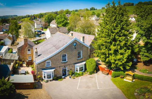 Richmond House | West End Guest House