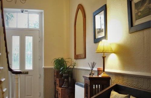 Richmond House | West End Guest House