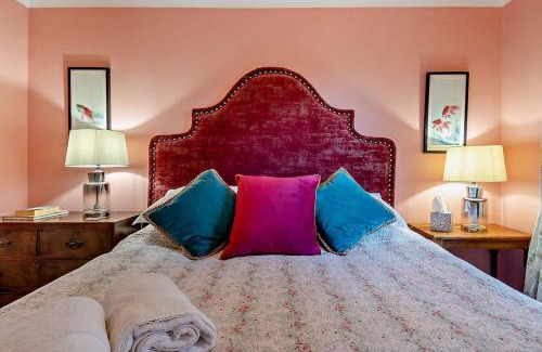 Wymondham House | West Lodge