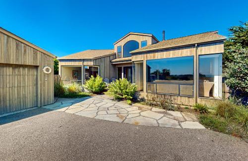 Sea Ranch House | West Meadow
