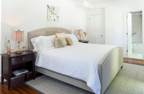 Shelter Island Heights House | West Neck Guesthouse