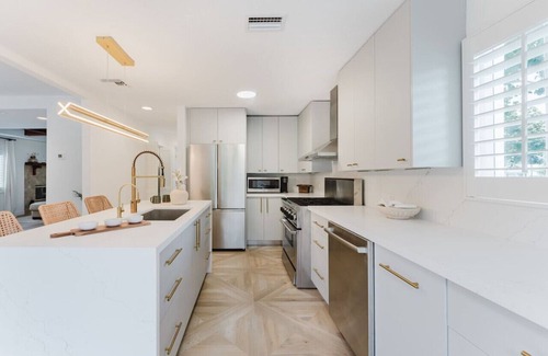 Poiciana Park II Villa | West Palm Oasis w/Pickleball Court & Pool