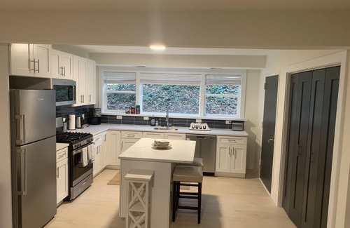 Taylor Run Condo | West Taylor Run Hotel