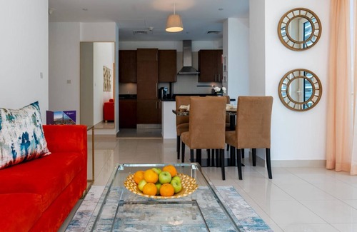Business Bay Apartment | West Wharf IV - One Bedroom Apartment, Sleeps 2