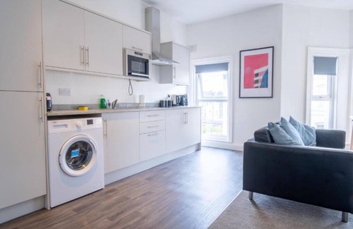 Southport Apartment | Westcliffe Apartments One bedroom apartments Sleeps 2 .B