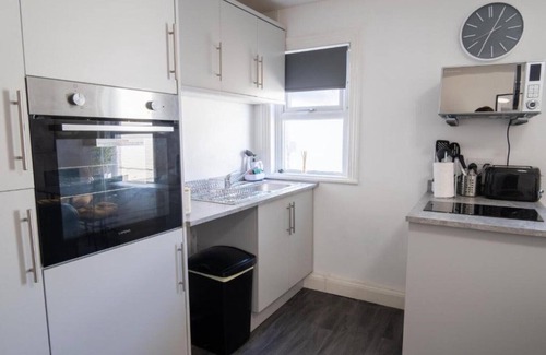 Southport Apartment | Westcliffe Apartments One bedroom apartments Sleeps 2 .B