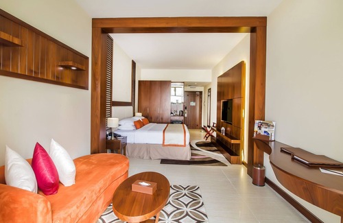 Madinat Zayed Hotel | Western Hotel - Madinat Zayed