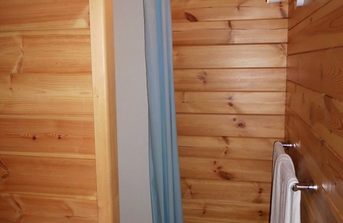 Cherain Bed & Breakfast | Western old time B&b in the Ardennes, room for 2 guests, ensuite bathroom