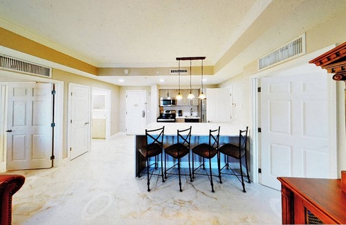 Florida Center Apartment | Westgate Palace Hotel 2Bedroom Suite Sleeps 6, Full Kitchen&Laundry&Free Parking