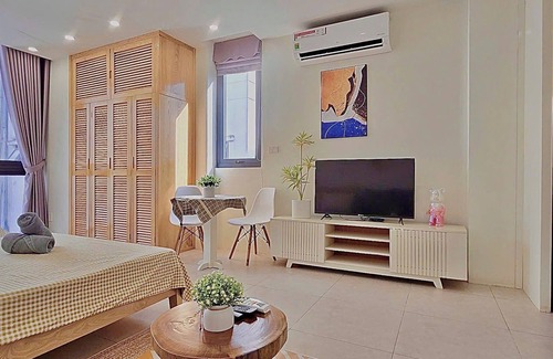 Nhat Tan Apartment | WestLake Retreat*Apartment Full Facilities