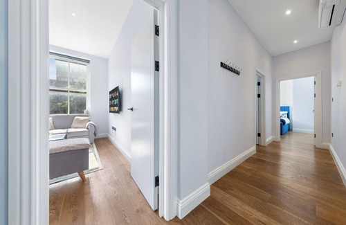 Vincent Square Apartment | Westminster Comfort, 2Bedroom, w/AC Near Big Ben and Buckingham Palace