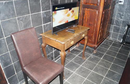 Greater Johannesburg Metropolitan Area Cabin | Westmoreland Lodge