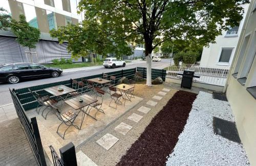 Land in Sonne Apartment | Westpark Living