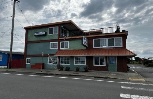 Westport Hotel | Westport Inn Cabins