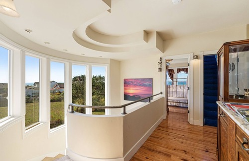 Westport House | Westport Landship Oceanfront Home