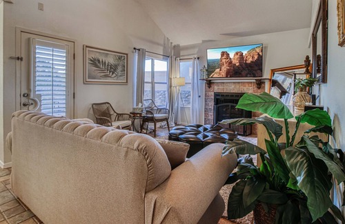 El Paso House | Westside Villa, 3bd2bth, Beautiful yard, Home Gym