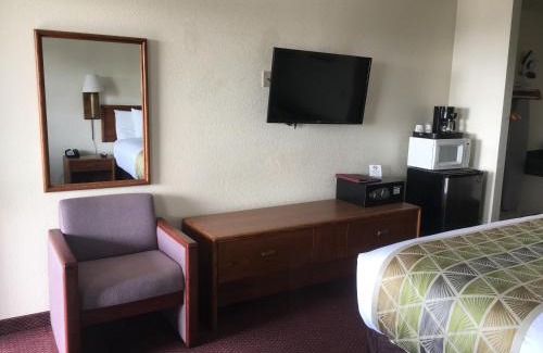 Brookings Hotel | Westward Inn