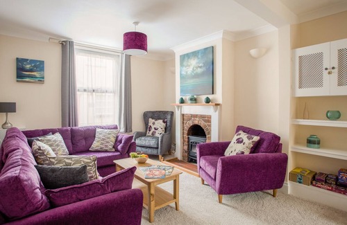 Weymouth Cottage | WEY COTTAGE, pet friendly, country holiday cottage in Weymouth