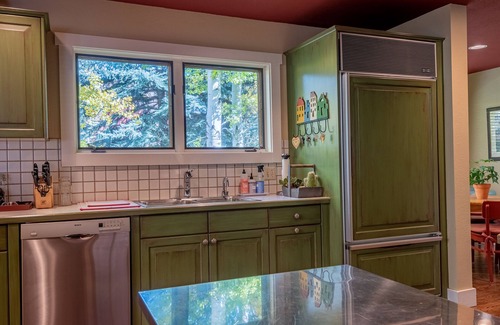 Weyyakin Ranch House | Weyyakin Home - Amazing Home for 13 Just Minutes From Downtown