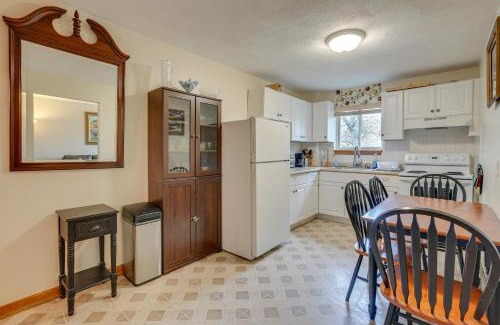 South Side Apartment | WFH-Friendly Waltham Condo 1 Mi to Riverwalk Park