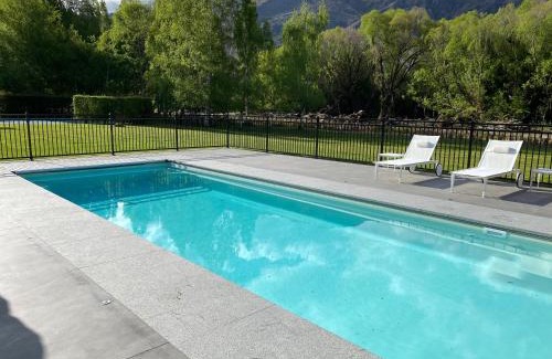 Arrowtown House | Wharenui Holiday Home by MajorDomo