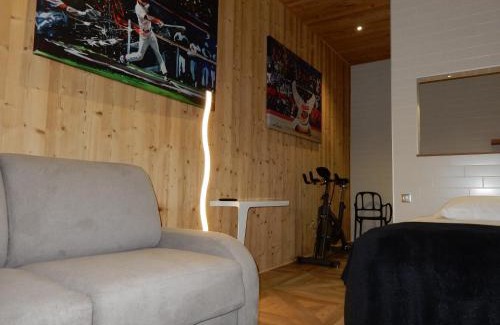 Saint-Vulbas Apartment | What Else Hotel