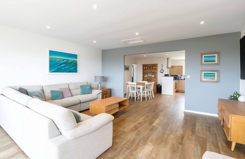 Helston House | Wheal Frances - a lodge that sleeps 8 guests in 4 bedrooms