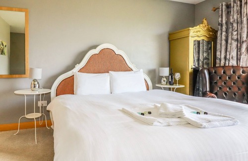 Pensilva Cottage | WHEAL TOR, pet friendly in Pensilva