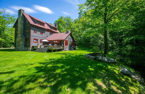 Stratton and Bromley Ski Areas Ski Chalet | Where crisp air meets cozy nights—your Vermont fall escape awaits.