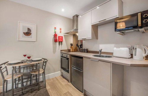 Pontrilas Apartment | WhiskAwayHomes Jenkins House Apartment 2