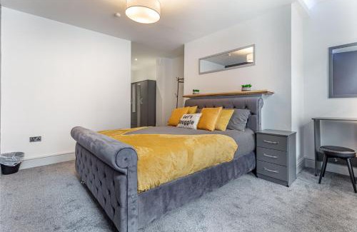 Worcester Apartment | WhiskAwayStays - Foregate Street - Apartment 2