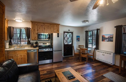 North Wawona House | Whispering Pines
