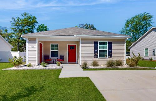 Ocean Isle Beach House | Whispering Waves Retreat