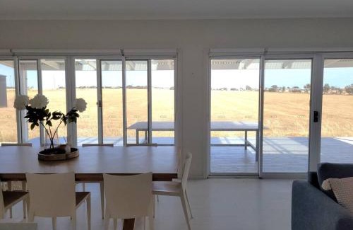 Port Victoria House | Whispering Winds
