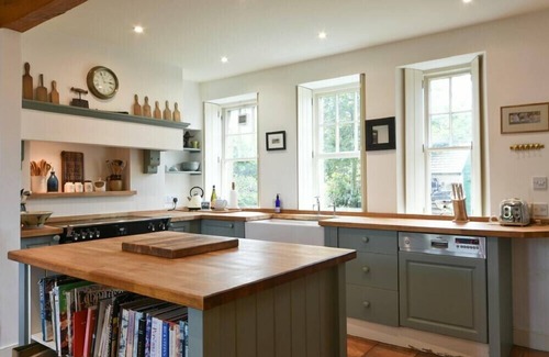 Bamburgh Cottage | WHISTLEWOOD, pet friendly, country holiday cottage in Bamburgh