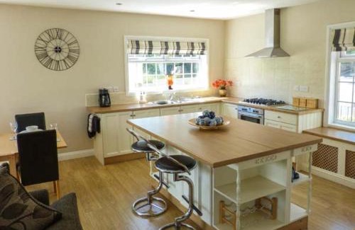 Great Clifton House | White Gables