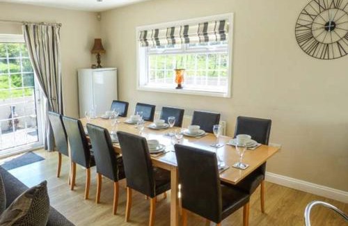Great Clifton House | White Gables