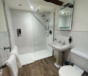 Ufford Hotel | White Hart Ufford- Stamford