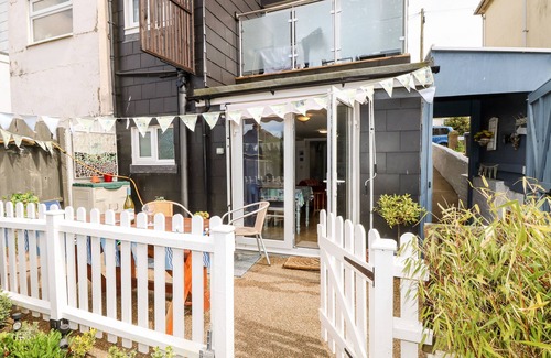 Lake Apartment | White Haven