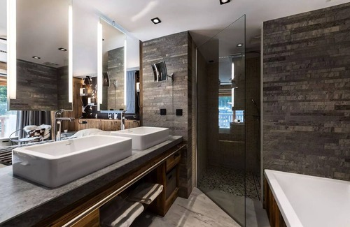 Le Fornet Ski Chalet | White Hermine Chalet - Chalets for 14 People