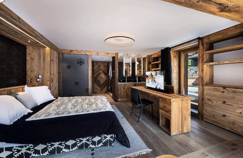 Le Fornet Ski Chalet | White Hermine Chalet - Chalets for 14 People