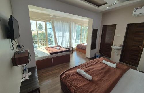 Nagaon Hotel | White House Beach Resort, Nagaon