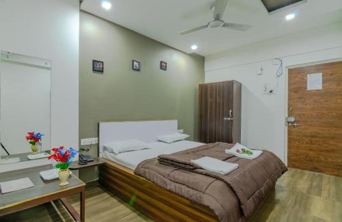 Nagaon Hotel | White House Beach Resort, Nagaon