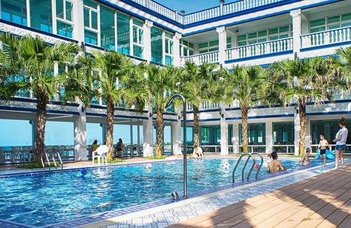 Wanli Hotel | White House Beach Hotspring Resort