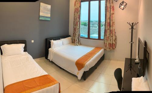 Ipoh House | White House Homestay