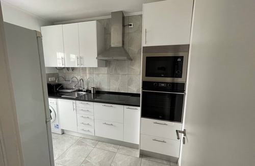 Carvoeira Apartment | White House