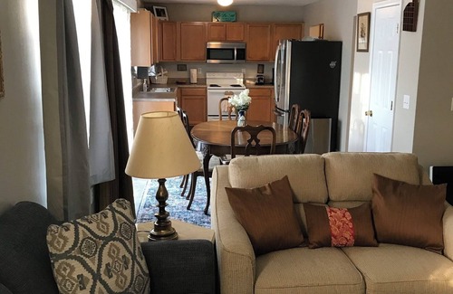 Lexington House | WHITE KNOLL BUNGALOW