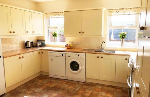 Aberporth House | White Lion Aberporth