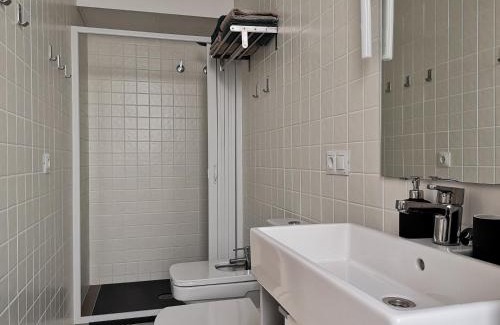 San Lorenzo Apartment | White Loft Alameda