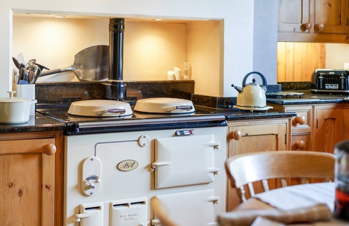 Windermere House | White Moss - a fabulous historic property with hot tub and cinema in a fantastic location.